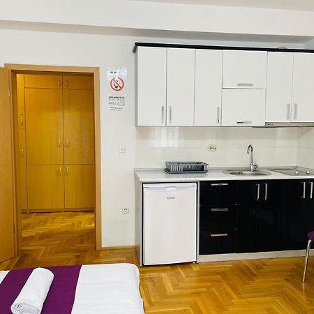 Front Beach Exclusive Apartments Struga Esterno foto