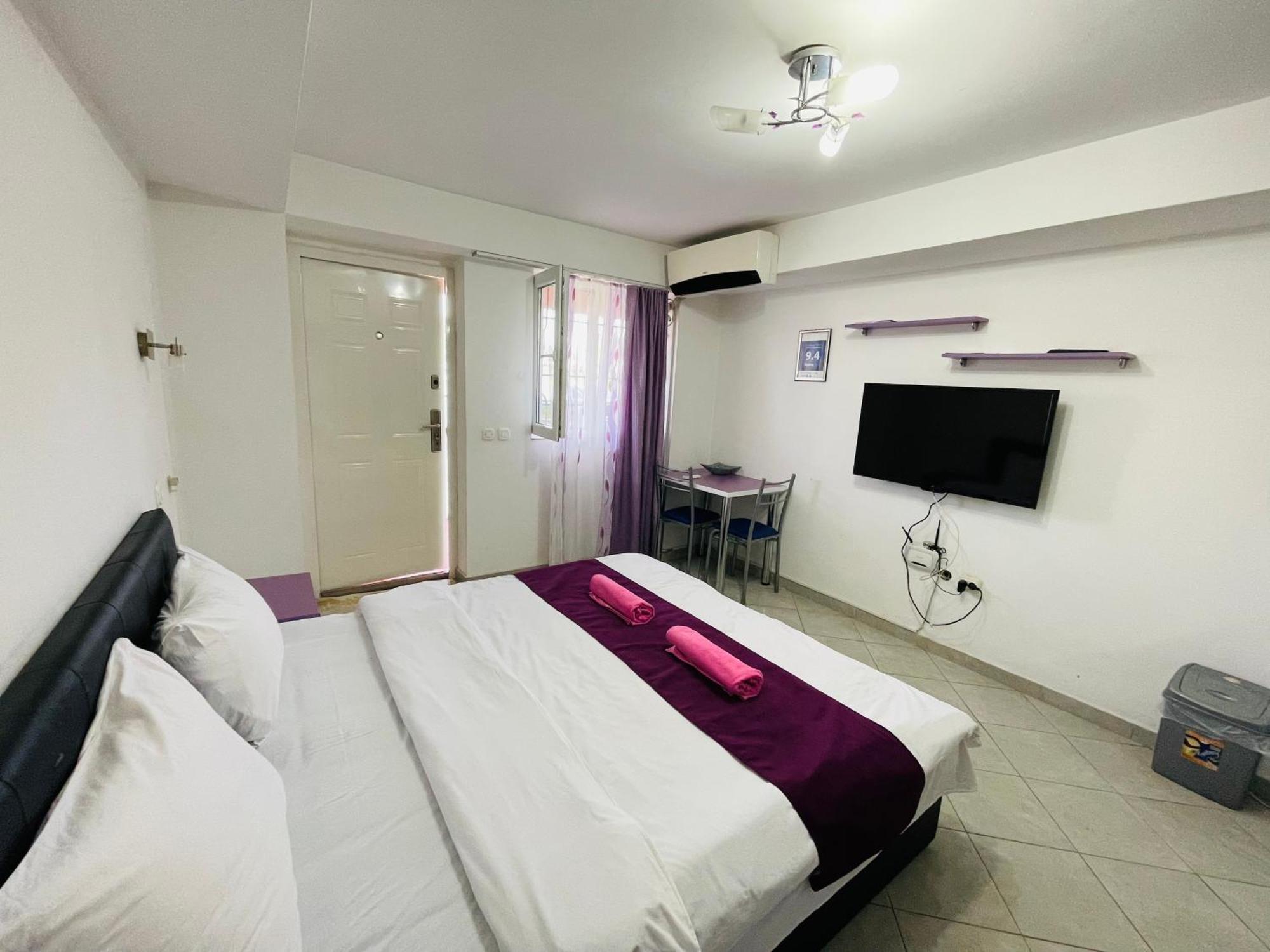Front Beach Exclusive Apartments Struga Esterno foto