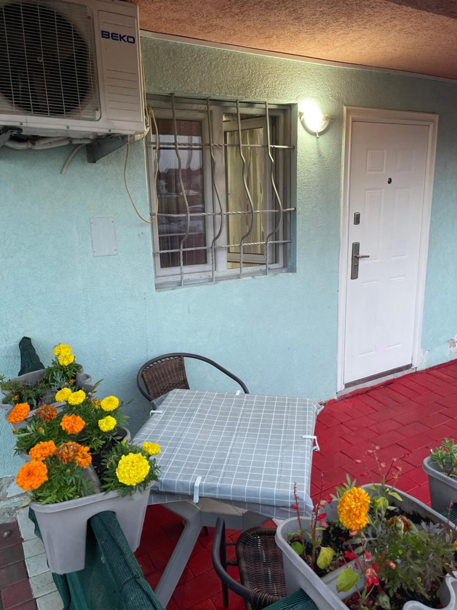 Front Beach Exclusive Apartments Struga Esterno foto