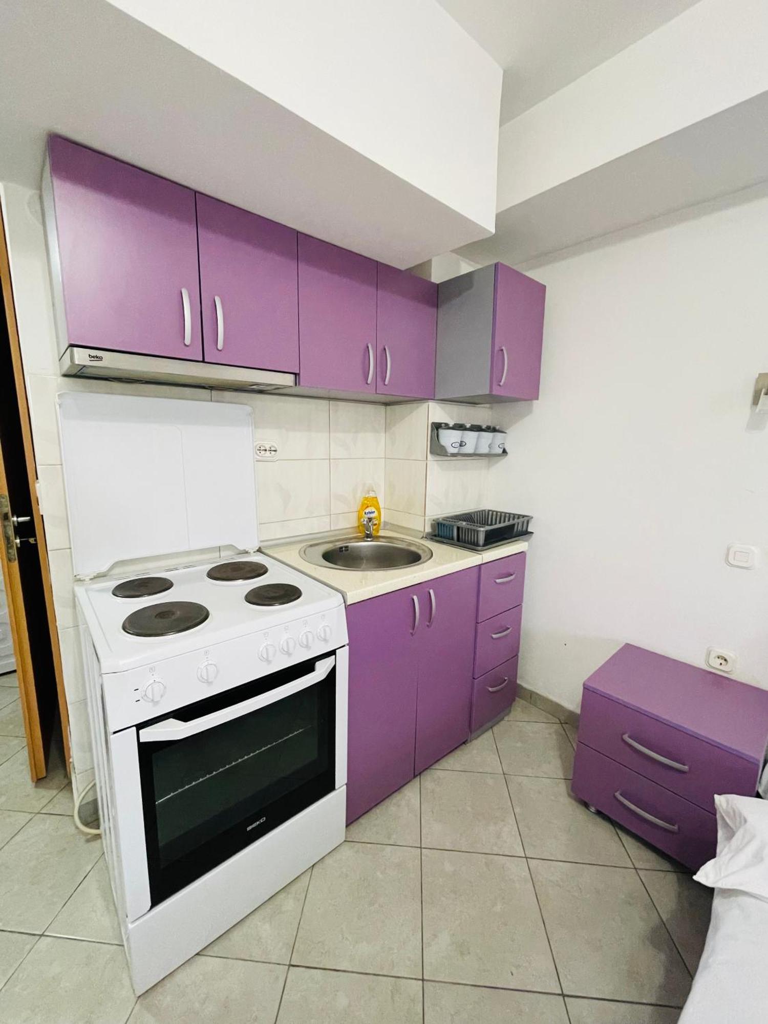 Front Beach Exclusive Apartments Struga Esterno foto