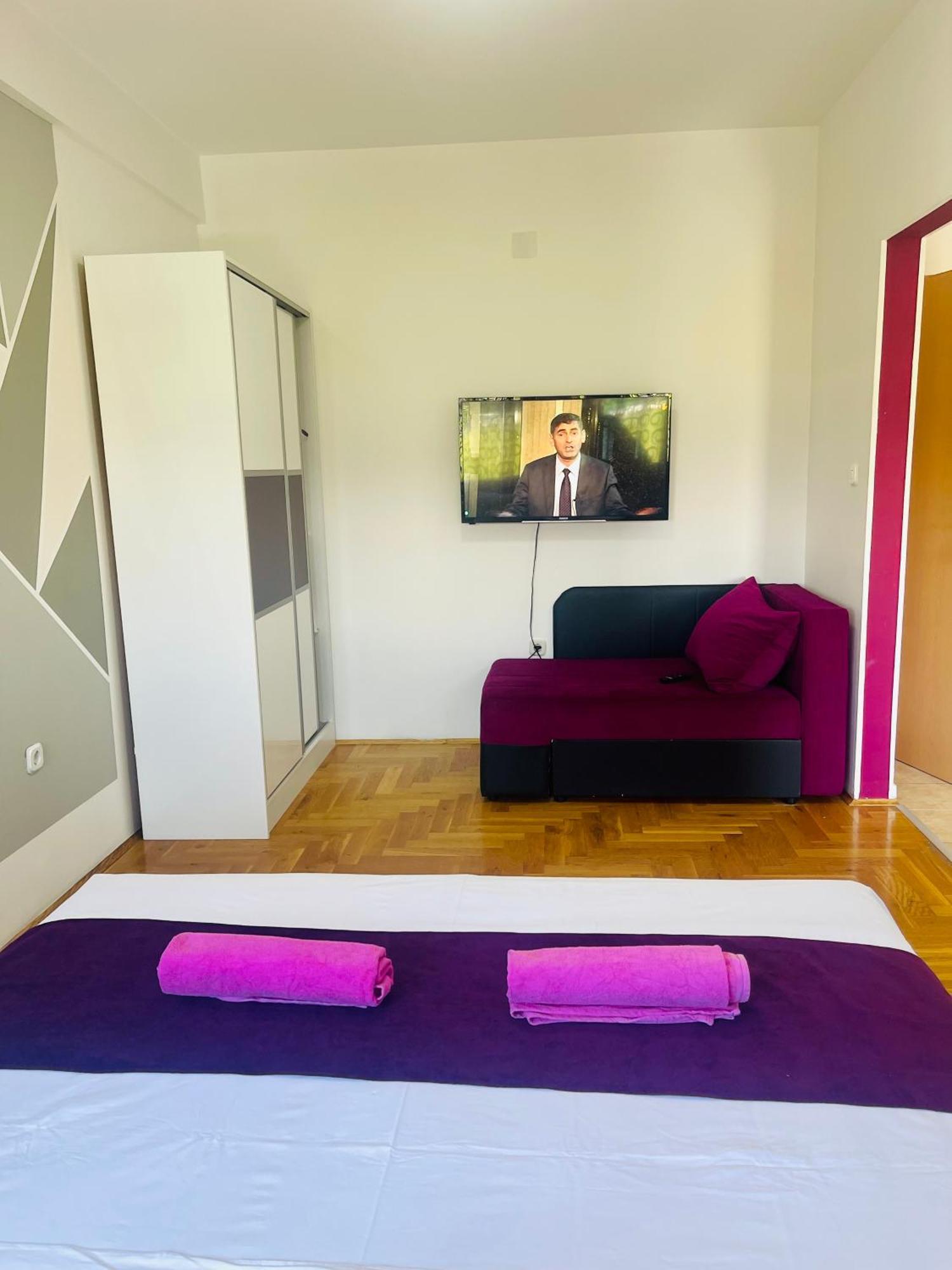 Front Beach Exclusive Apartments Struga Esterno foto